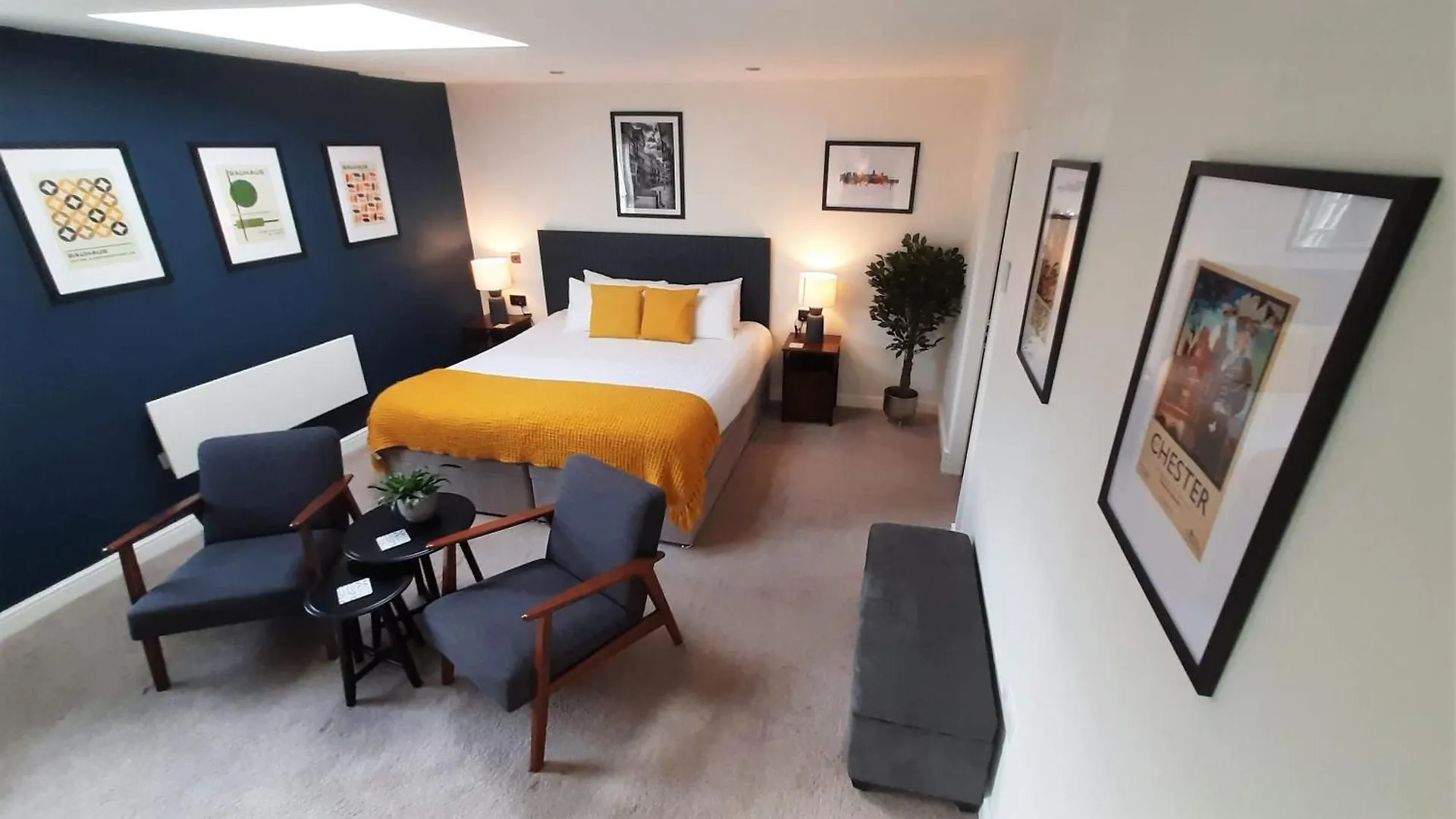 Deva Leisure 0*, Chester